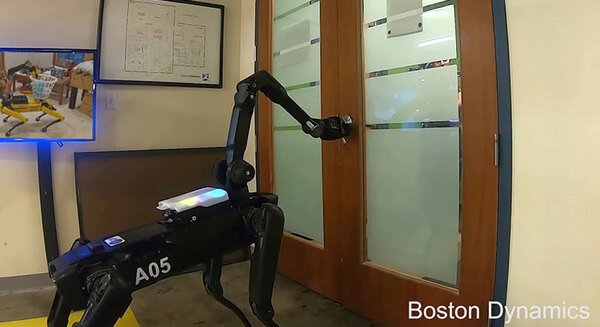 【速報】犬型ロボット「Spot」の新動画をボストンダイナミクスが公開　部屋の片付けや庭の手入れはお任せ