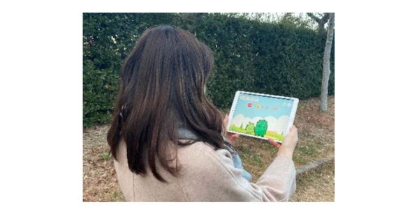 ドコモのXR技術と自動運転車両トヨタ紡織「MOOX」が融合した「新しいモビリティ空間」の実証実験　新感覚のジェスチャー体験も