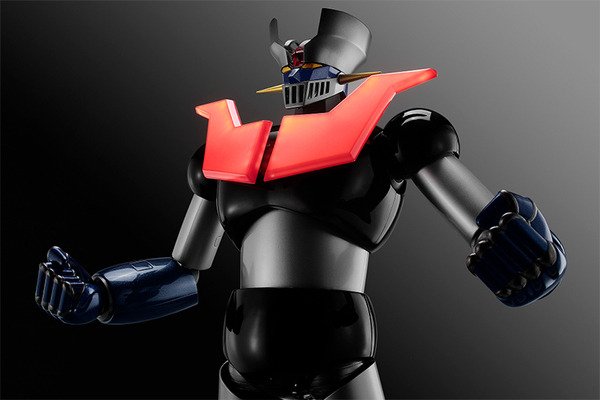 身長75cmの巨大メタル「マジンガーZ」目からLEDのビーム、ルストハリケーンは霧を噴射　週刊『鉄の城 マジンガーZをつくる』