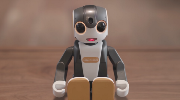 注目の「コミュニケーションロボット」5選を紹介！楽しくおしゃべり、家族が笑顔になる家庭用会話ロボット達