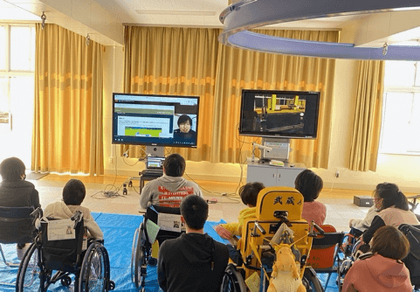 農業ロボットを使用してスマート農業を体験 「農業版STEAM教育」の授業を全国初公開 プロキッズが兵庫県姫路市と連携