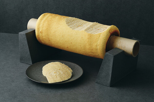 AI職人「THEO」のバウムクーヘンを購入できるイベント 東京駅・表参道ミシャラクで開催 アバターロボット「newme」でも参加可能