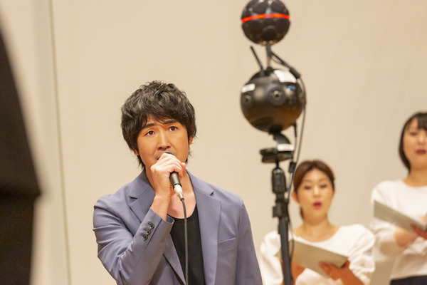 藤巻亮太さんと全国の高校生が卒業ソング「3月9日」をリモートで合唱　3月9日にKDDIの「音のVR」サイトで配信