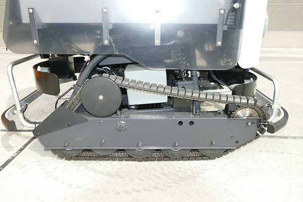 富士防災警備とテクノロード、屋外向け警備ロボット「アルジスＸ」を開発　宮下公園で実証実験