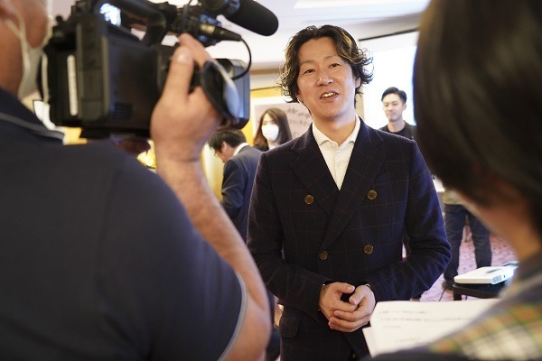 アバターロボット「newme」で乾杯！コロナ禍の歓送迎会に「アバター乾杯」の秘策あり！BBT大学がノウハウを動画で公開