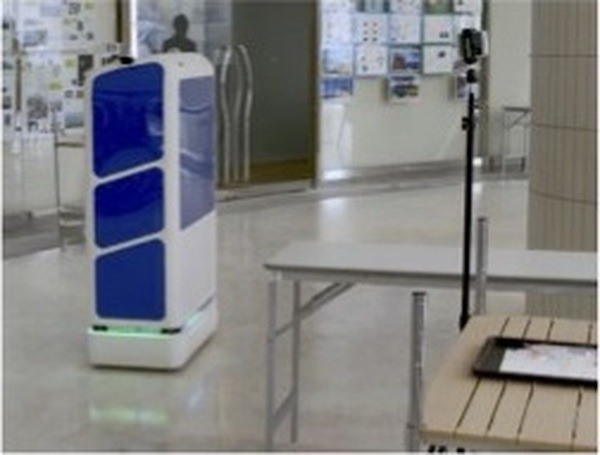 スマイルロボティクスの配膳・下膳ロボットをPCR検査に活用　非対面・非接触で自動搬送「Tokyo Robot Collection」