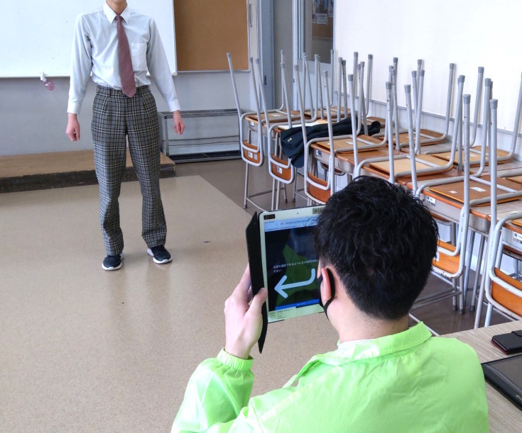 制服はAIが写真2枚で採寸します！仙台育英学園高校「Bodygram」を採用　写真から全身25か所を非接触で推定採寸　マルホン