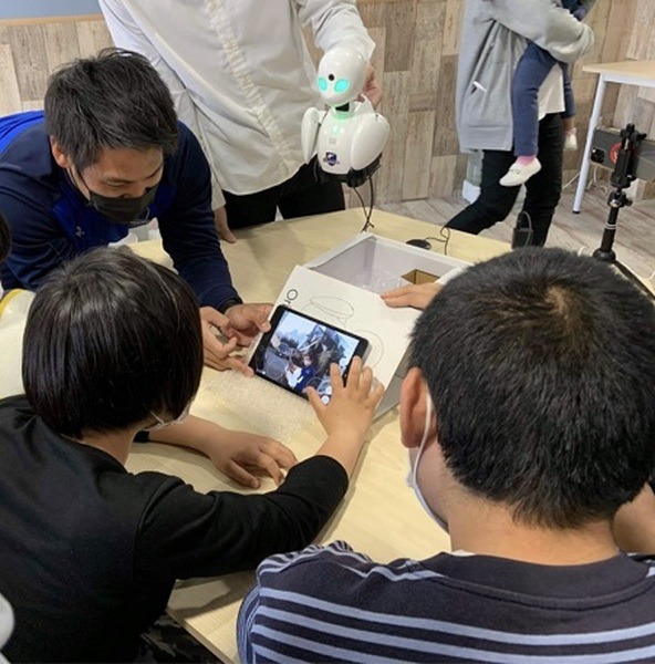 NTTが分身ロボット「OriHime」で ICT×スポーツ×地域の共創プロジェクト「E Cheer Up!」を開始　第1弾はラグビーで相互交流