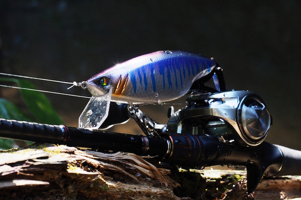 水中のデータを取得して”釣りの秘密”を解き明すIoTルアー「smartLure Model Zero」 4/26からKickstarterで予約販売