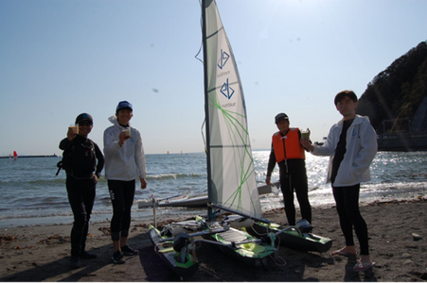 風力の帆船型ドローンが海上貨物輸送の実証テストに成功　湘南の海で1kmを自動帆走