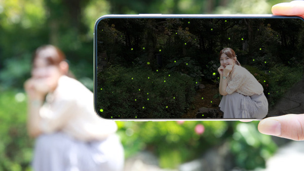 ウェザーニューズの「ARお天気シミュレーター」にカラフルな紫陽花と幻想的なホタルの光をAR体験できる機能を追加