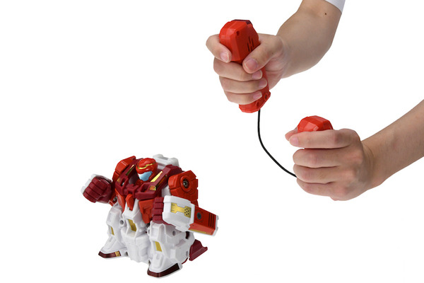 KOするとパイロットが“ブッ飛ぶ” 気分爽快バトルロボット「人機一体ブットバスター」タカラトミー　あばれる君vsちびれる君バトル動画公開