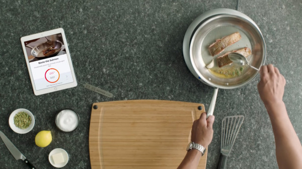 使えば使うほど料理の腕がシェフに近づくスマートキッチン家電　秘密はレシピアプリと調理器具の連動、ミシュランシェフも監修