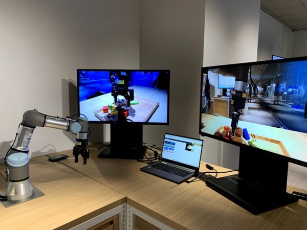 ウェブブラウザーからロボットを遠隔操作できる「Asratec Cloud Robot System」アスラテックが発表