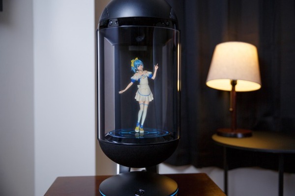 帰宅予定の時間に「Gatebox」逢妻ヒカリが電気とエアコンをつけて待っていてくれる新機能　Amazonプライムデーで20％OFF