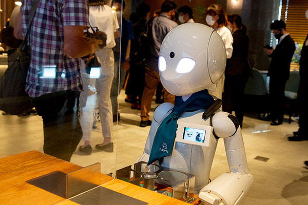 「分身ロボットカフェDAWN ver.β」常設実験店レポート　難病や外出困難の人達が活き活きと働けるカフェがついに常設店に