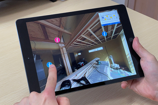 【日本初】VRとロボットで建築現場のDX化を推進　ログビルドが「建築のミライ」発表会でアバターロボットとVRデジタルツインを公開