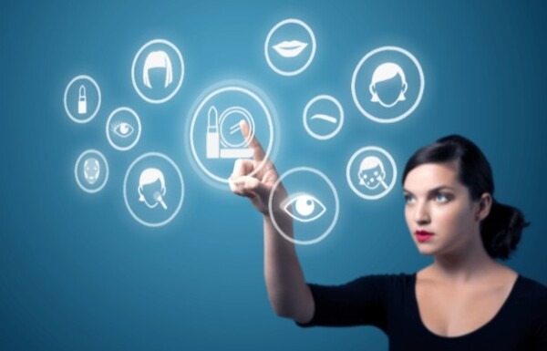 InstagramとFacebookでバーチャルメイク機能と双方向のAR体験を提供　Facebookがパーフェクトと業務提携