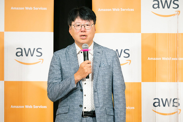 コマツ「スマートコンストラクション」でDXを推進　1万4千件超の建設現場に導入　システムの流れとAWSを採用した理由を公開