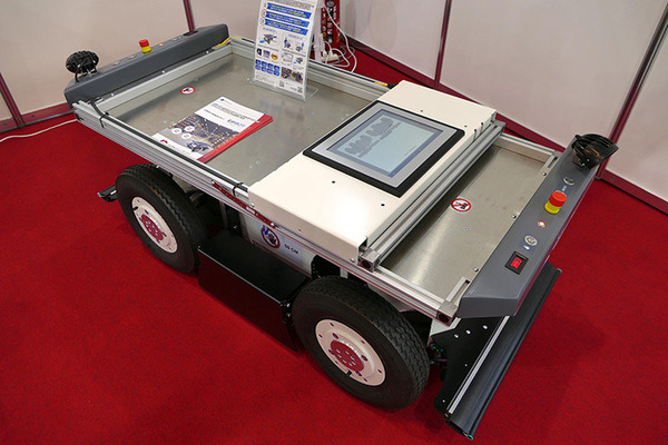 協働ロボット活用からメタマテリアル放熱シートまで　「テクノフロンティア2021」レポート