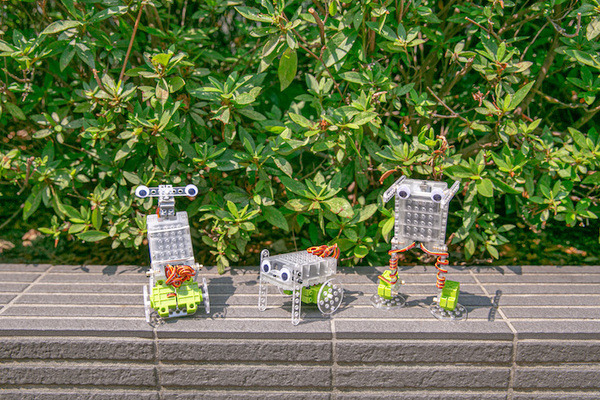 パチッとはめてロボットを作れる「ユカイなパチパチブロックキット」8月5日に新発売 教育機関向けに先行レンタルを実施