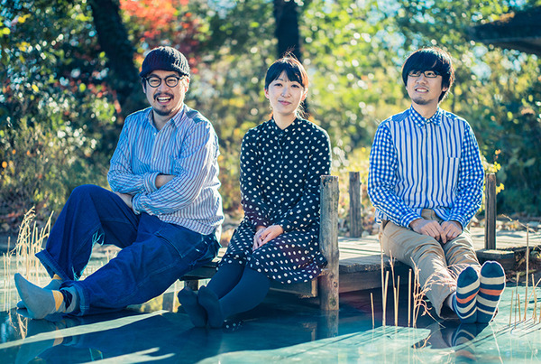 【速報】ビルの6～7階分もある巨大な「誰かの顔」が東京の空に浮かんでいる！