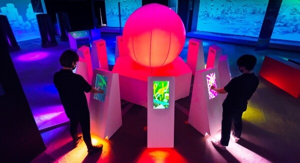 松屋銀座でポケモンと楽しむ体験型企画展開幕！光や音の演出で会場内に色があふれる「POKÉMON COLORS」