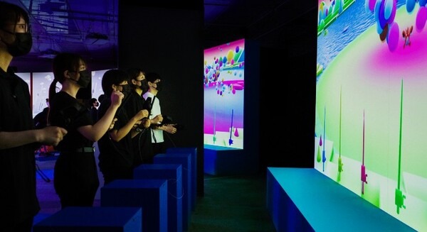 松屋銀座でポケモンと楽しむ体験型企画展開幕！光や音の演出で会場内に色があふれる「POKÉMON COLORS」