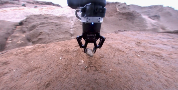 GITAI 月面作業用ロボットローバー「プロトタイプ1号機」の地上実証に成功 動画を公開 2025年に月面実証を目指す