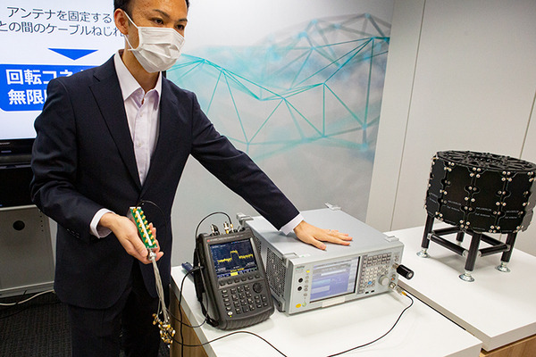 空飛ぶ通信基地局「HAPS」の最新技術「Beyond 5G／6G」最前線　ソフトバンクがペイロード内部を初公開