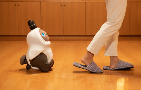 LOVOTと一緒に過ごせる宿泊体験プラン「ニューオータニイン横浜プレミアム」「ニューオータニイン東京」で販売開始