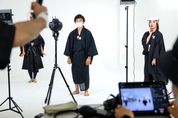 「オワリズム弁慶」とは? コロナ禍に最新VR音楽映画と新感覚ライブで活路を見出す　MotionGalleryで資金調達へ