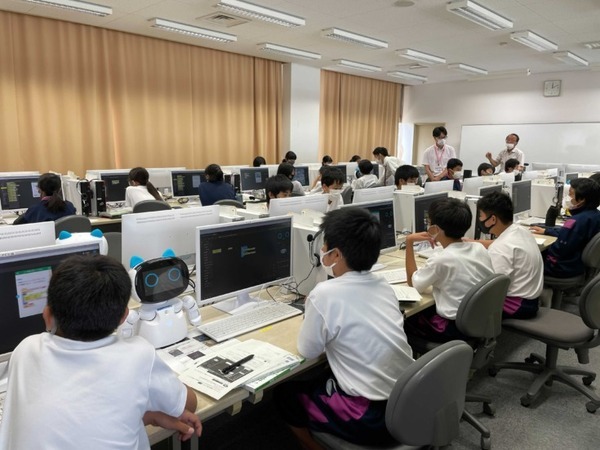 AIロボット『Kebbi Air』と次世代デジタル技術でDXを推進　名古屋国際工科専門職大学、Edutexと連携した産学連携プロジェクト