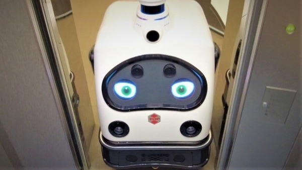 ZMPの無人警備ロボット「パトロ」が日本オーチスのエレベーターと連携　ビル内のフロアを自動運転で自由に移動可能に