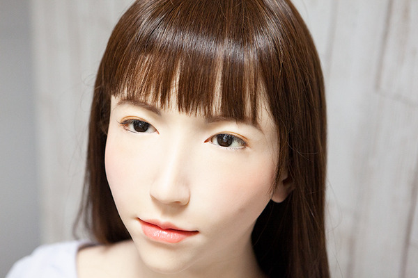 「アンドロイドアナウンサーは喋らない」アオイエリカがピンチ！ 日テレが企画を募集中