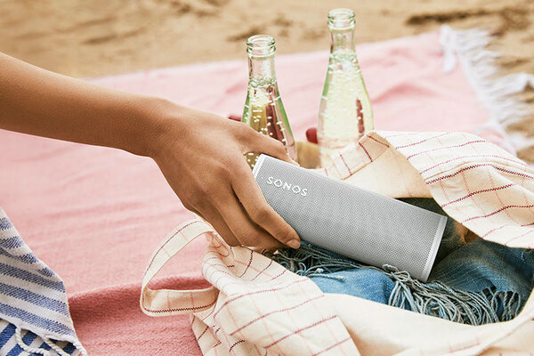 SONOS「日本の音楽サブスク市場は3年で67%増」持ち運べる小型スマートスピーカー「Sonos Roam」発売　Miyuが華麗なダンス披露