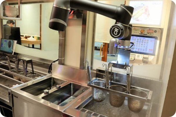 コネクテッドロボティクス、そばロボットに特化したWEBページを開設　麺を扱う飲食店への調理ロボット導入を推進