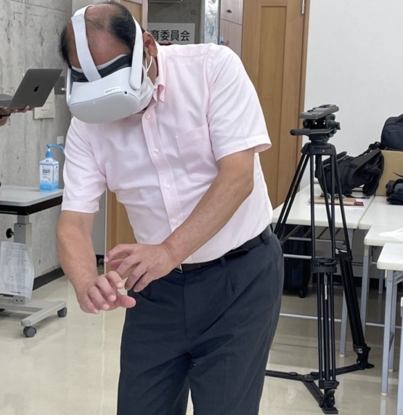 ワクチン接種の研修に「VR注射シミュレーター」を活用　VRで筋肉注射の研修を効率的に実施　高知県室戸市