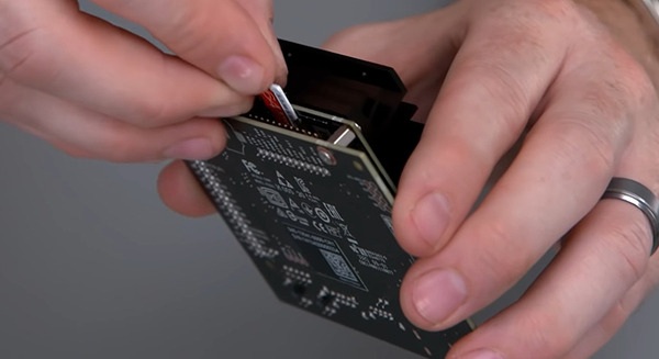 読者プレゼント「NVIDIA Jetson Nano 2GB 開発者キット」を抽選で10名様に　GPU搭載 超小型のAIコンピュータボード