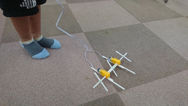 長野高専が「目指せ小学生ロボコン！工作教室」を開催 小学生6名が専用キットを用いてオリジナルロボットを製作