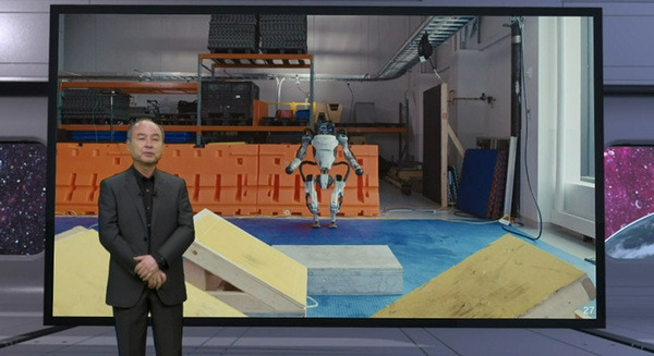 【速報】「SoftBank World 2021」開幕　孫正義氏の基調講演「日本経済の復活の鍵はスマボ」スマートロボットへの期待を語る