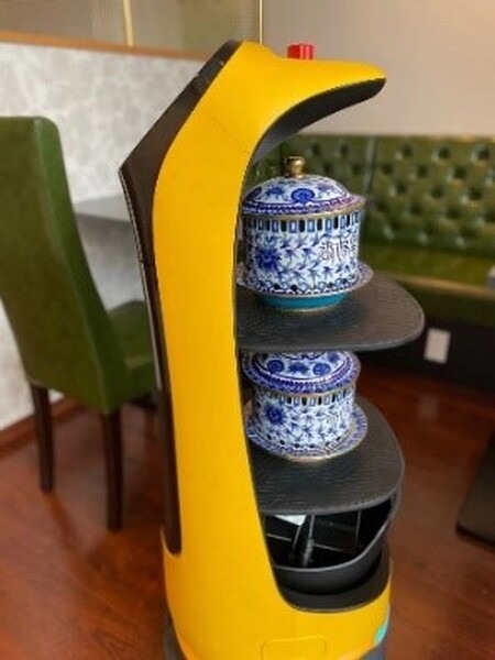 シャングリラ シークレット表参道店 配膳・受付ロボット「KettyBot」を本格導入へ 20日の実証実験で好結果