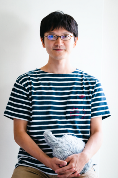 「Qoobo」シリーズの累計販売数が3万匹を突破！撫でるとしっぽを振って応えてくれるしっぽロボット 自宅の癒やし時間に一役