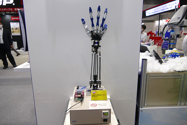 油圧や空圧、「フルードパワー」がロボットを動かす　課題は売り方?  IFPEX2021レポート