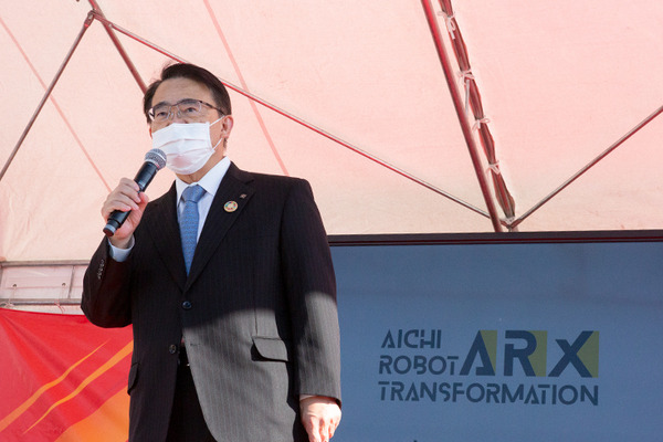 「あいちロボットトランスフォーメーション」豊田スタジアムではじまる！愛知県知事がロボットを視察「ARXキックオフトーク」も開催