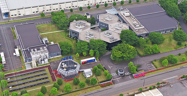 ソフトバンクが成功した次世代電池「3つの新技術」を発表　リチウム金属電池や全固体電池への進化を解説 「次世代電池ラボ」も初公開