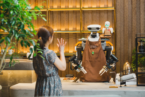 沖縄でOriHimeの活用が拡大へ　ドコモ展示ブースでの説明担当やワーケーション活動に貢献「OriHime沖縄キャンペーン」を実施