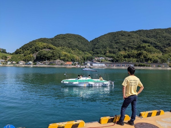 「自律航行船」を利用した宅配サービスの実現に向けて 広島商船高専がエイトノットと実証実験 大崎上島から生野島まで商品を運搬