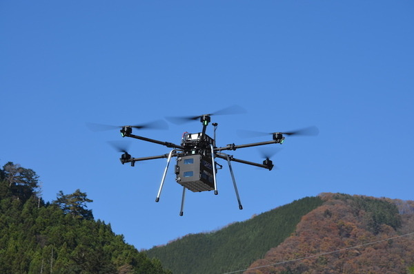那須でドローン空輸サービスの実証実験　高原のコテージへ食材やプレゼントなどを配送　来春には本サービスとして導入へ