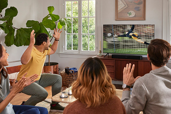 Sonosがサウンドバー新製品「Sonos Beam(Gen2)」発売　映画やライブ、ゲームで高音質3D音響を実現　LiLiCo対談動画も公開